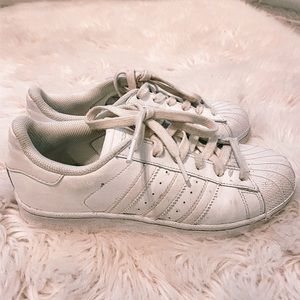 White Adidas Superstar